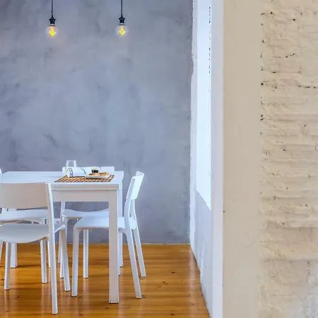 Alfama Riverview Апартаменты *
