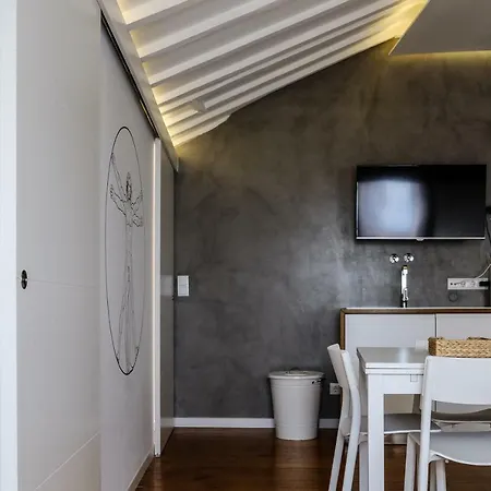 Alfama Riverview Апартаменты *
