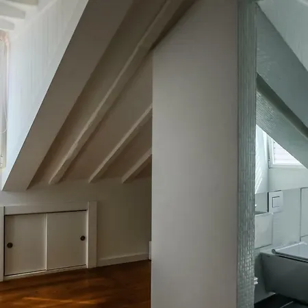 Alfama Riverview Apartman *